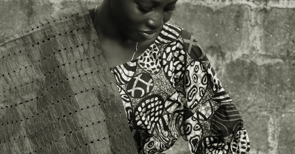 From Lagos to the Dream: How Nigerian Roots Shaped Hakeem Olajuwon Before the NBA