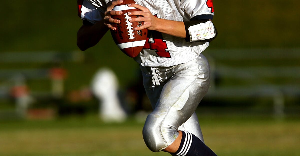 Sócrates: The Footballer Who Mixed Politics, Philosophy, and Playmaking